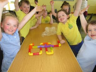 Primary 3 and Primary 4 Happily Solve Puzzles