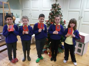 P4 learn about Victorian Christmas at Florencecourt